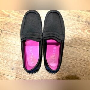 Rothy Loafers in black; size 9